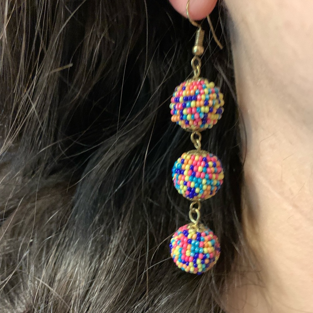 Confetti ball beaded earrings